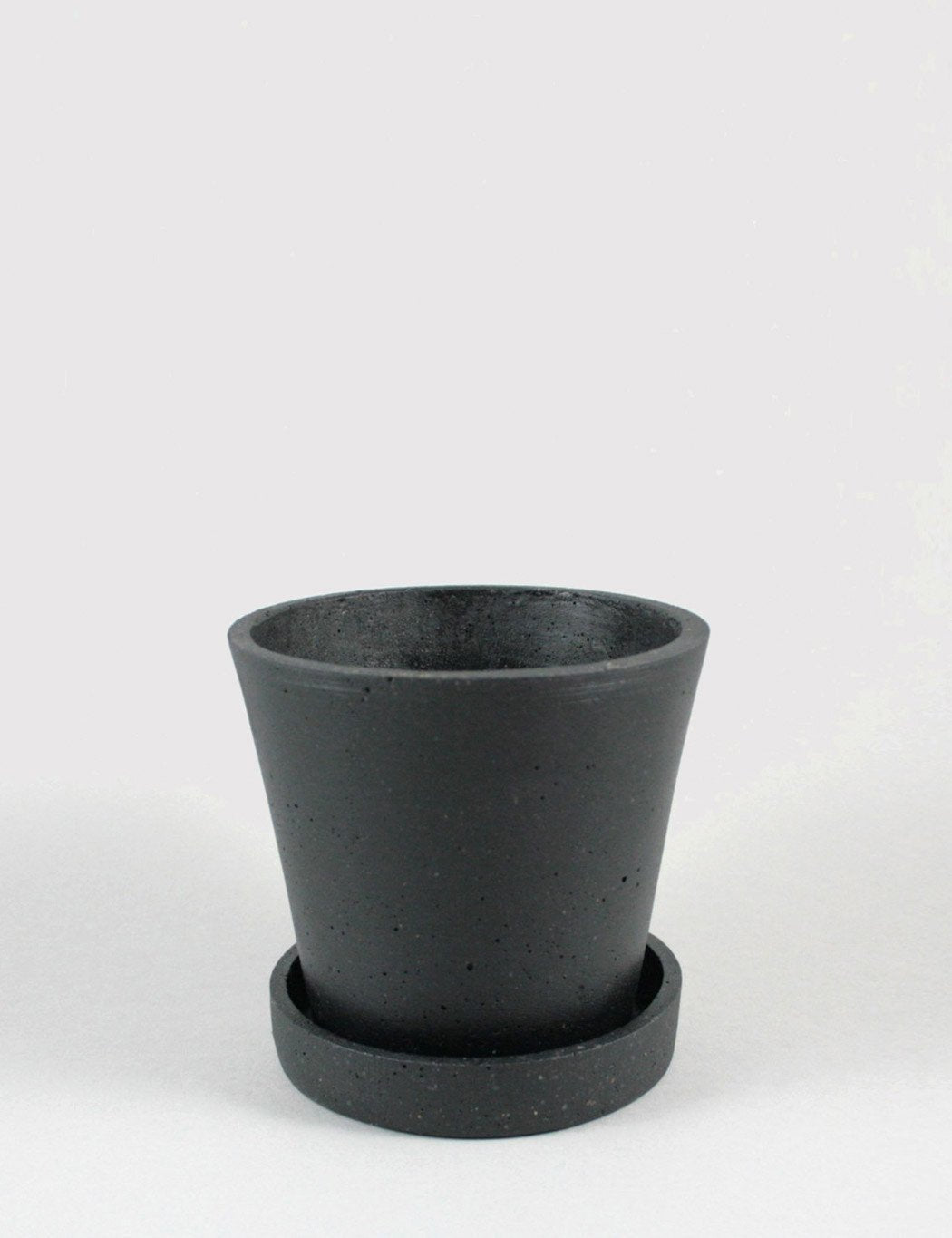 Flowerpot with Saucer