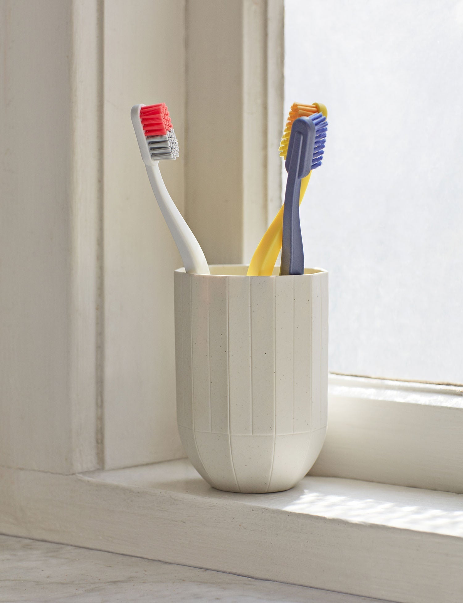 Tann Toothbrush